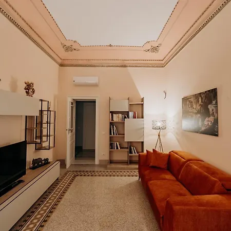 Adalgisa Elegant Apartment