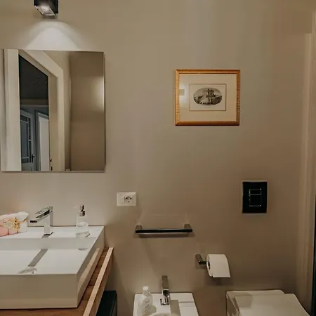 Adalgisa Elegant * Syracuse