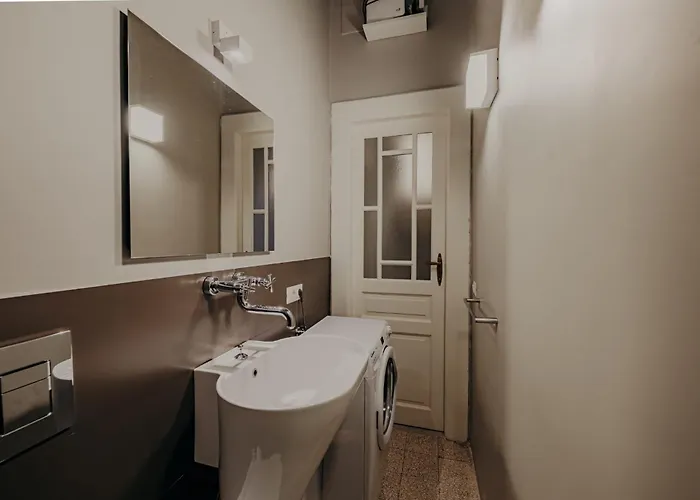 Adalgisa Elegant * 锡拉库扎